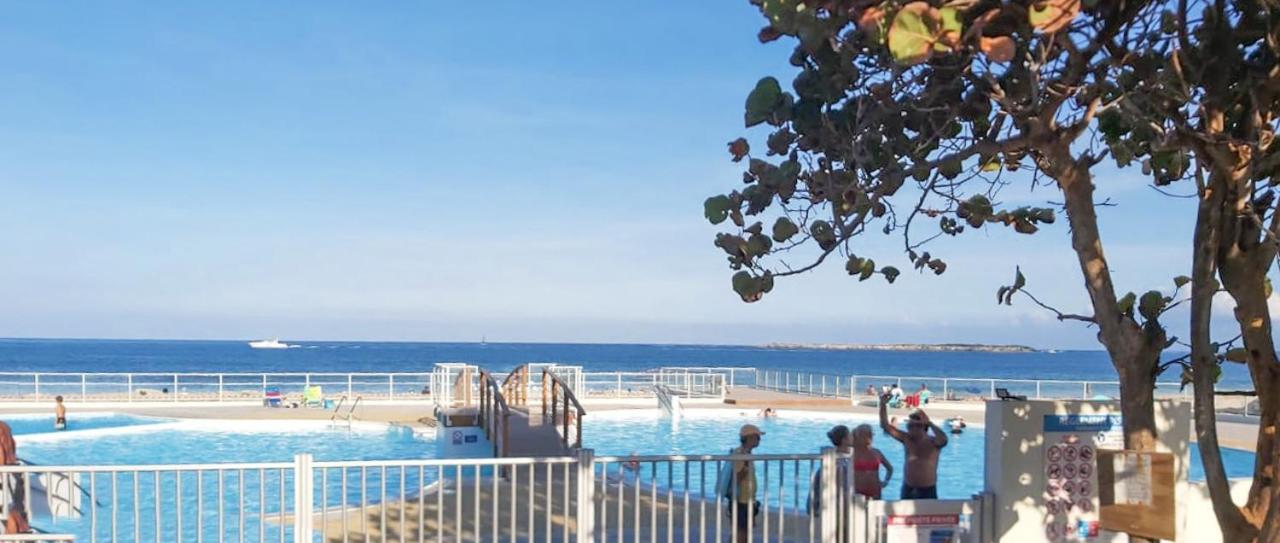 Front Line Unit 520 Ft2 - 48 M2, On Second Floor, Stunning Ocean View Apartment Cul de Sac Exterior foto
