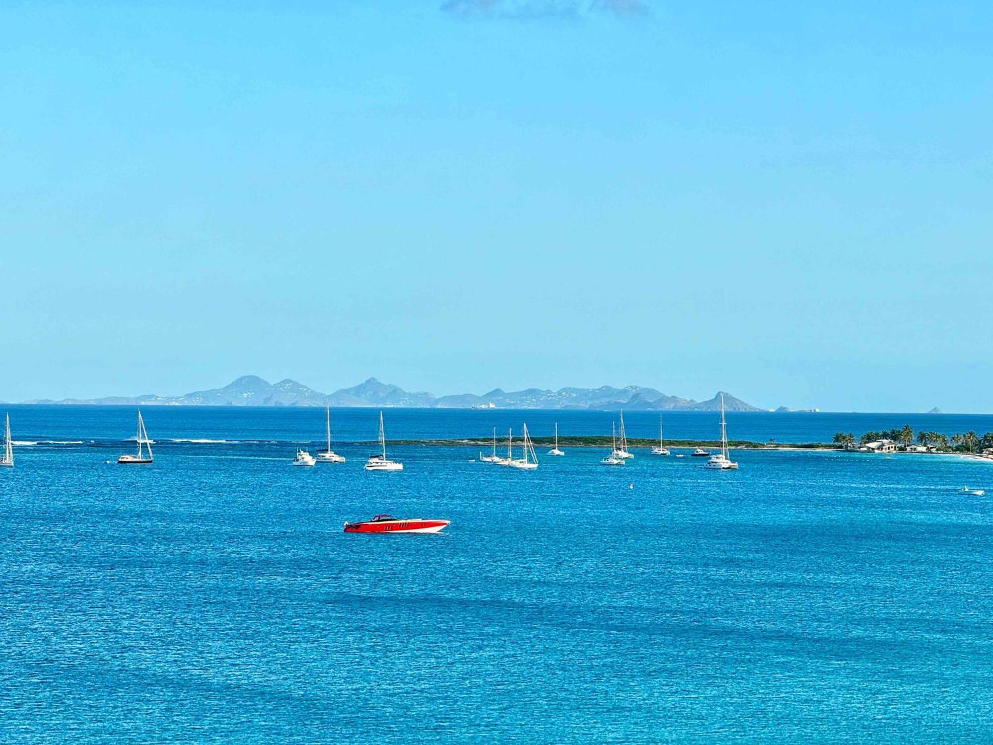 Front Line Unit 520 Ft2 - 48 M2, On Second Floor, Stunning Ocean View Apartment Cul de Sac Exterior foto